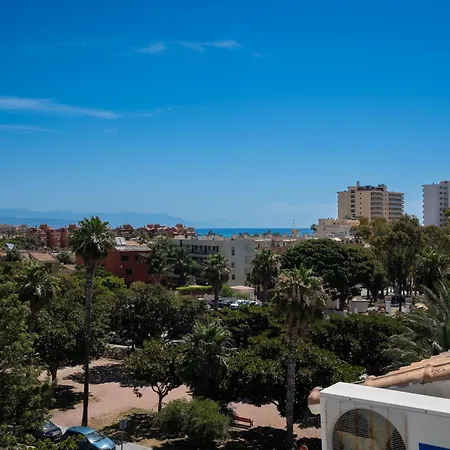 Penthouse With Sea Views Alamos Apartment